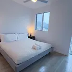 Mid-City Santa Monica With Pool Gym Parking